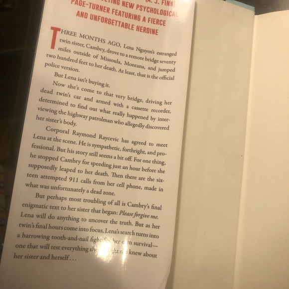 Every Vow You Break Peter Swanson The Night She Disappeared Lisa Jewell etc - Picture 3 of 7